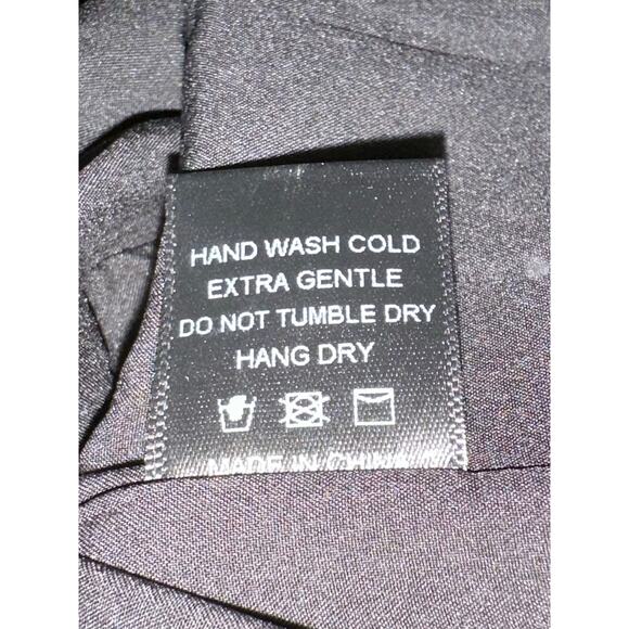 Tuckernuck Ariella Black Faux Vegan Leather Dress Large NEW - Picture 10 of 10